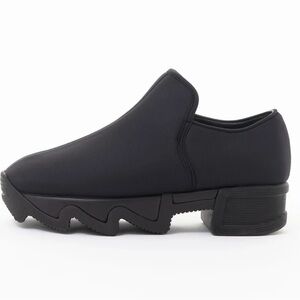 New In Bag iRI WES I Black‎ Low Top Sneaker Size 40.5 Or 10.5 US MSRP $225